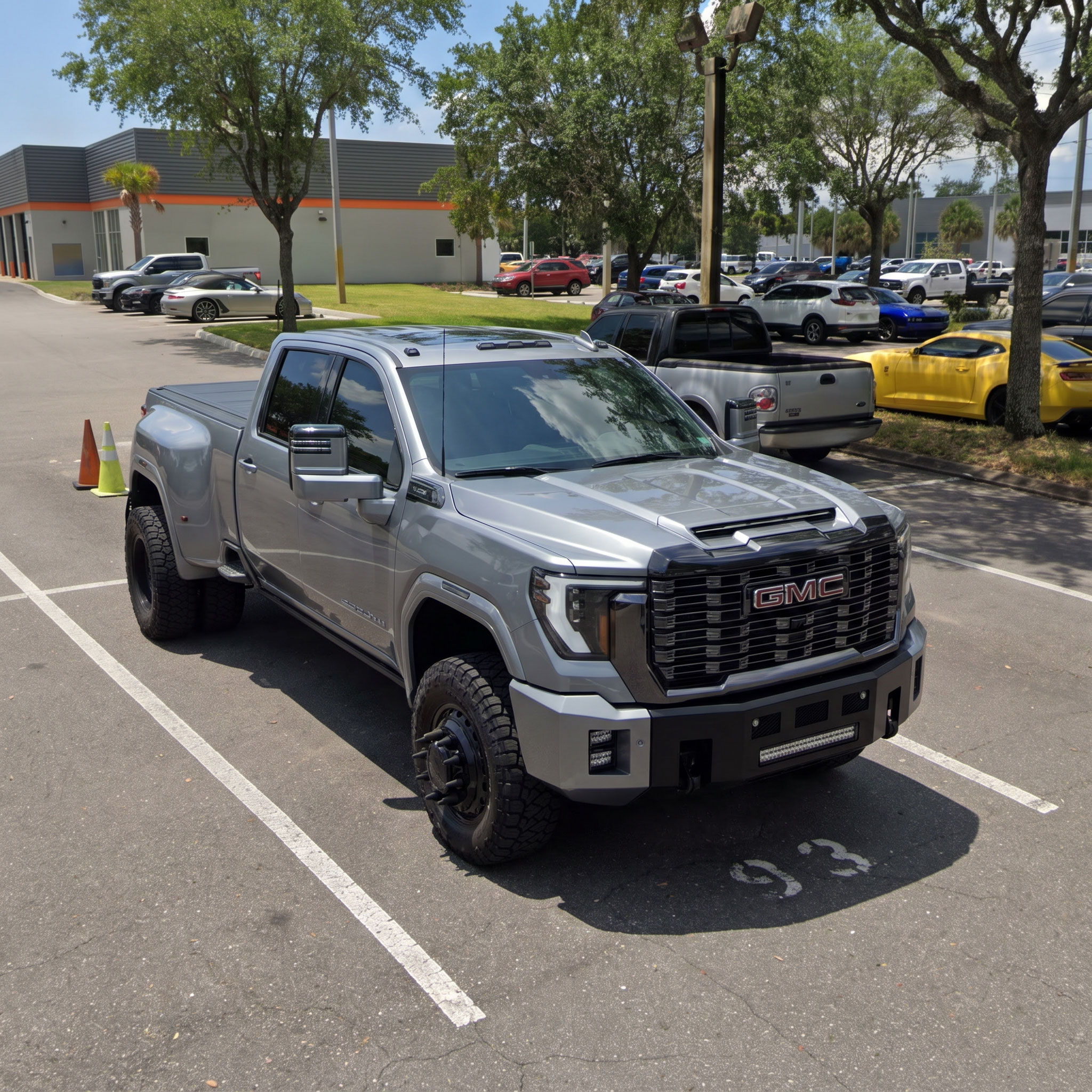 2024 GMC Sierra 3500HD Denali Ultimate Crew Cab Dually 4×4